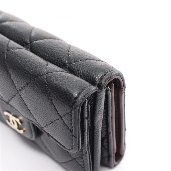 正規品 　新型タイプ　シャネル　マトラッセ　シルバー金具　三つ折り財布 マトラッセ シャネル CHANEL ランダムシリアル ココマーク 三