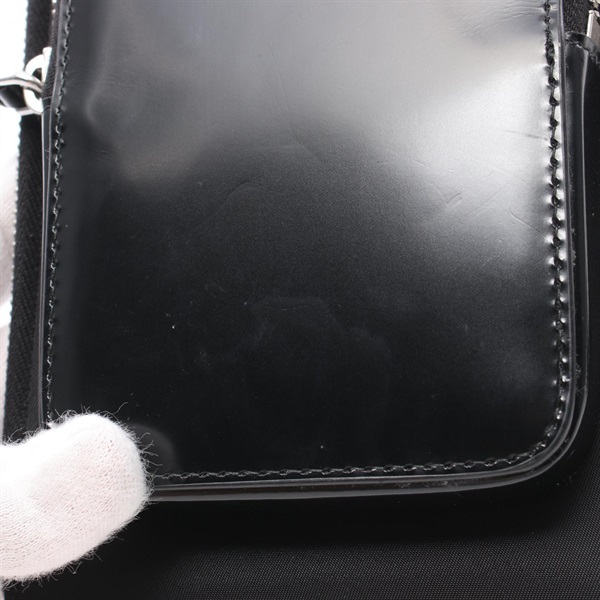 プラダ(PRADA)プラダ Re-Nylon フォンケース ショルダーバッグ バッグ
