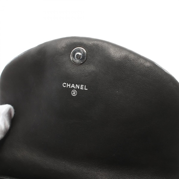 シャネル(CHANEL)シャネル ハーフムーン ココマーク ショルダーバッグ