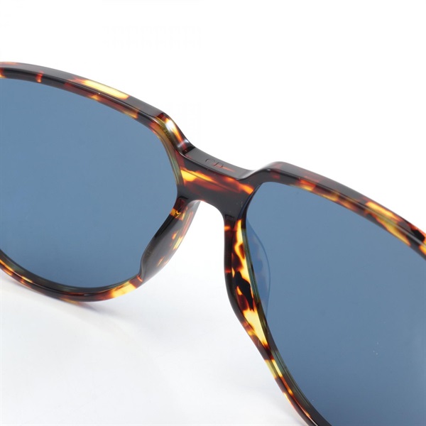 ディオール(Dior)ディオール Essential AI サングラス 衣料品 メンズ  