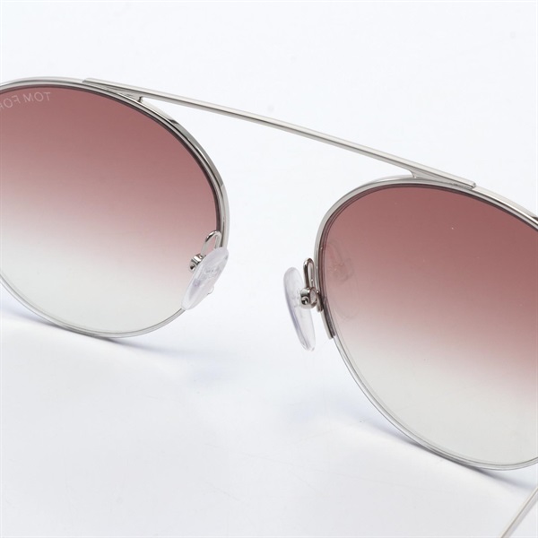 トムフォード(TOM FORD)トムフォード Finn サングラス 衣料品 メンズ  