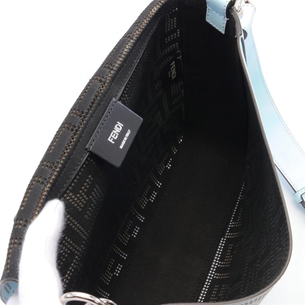 フェンディ(FENDI)フェンディ Baguette Messenger Bag バケット  