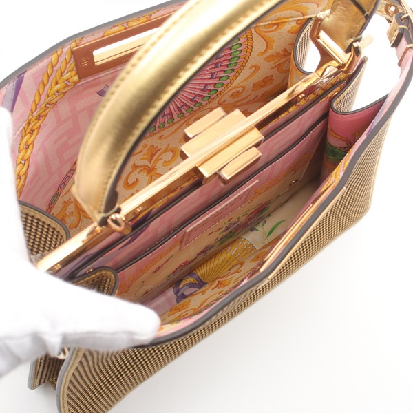 フェンディ(FENDI)フェンディ FENDACE フェンダーチェ