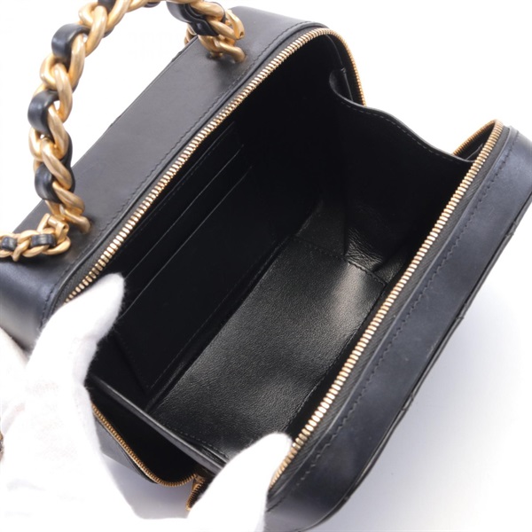シャネル(CHANEL)シャネル マトラッセ バニティ ショルダーバッグ