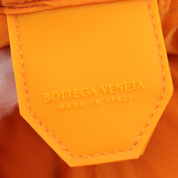 ボッテガヴェネタ(BOTTEGA VENETA)ボッテガヴェネタ パデッド カセット