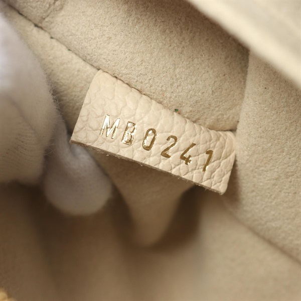 ルイ・ヴィトン(LOUIS VUITTON)ルイ・ヴィトン パピヨンBB モノグラム  