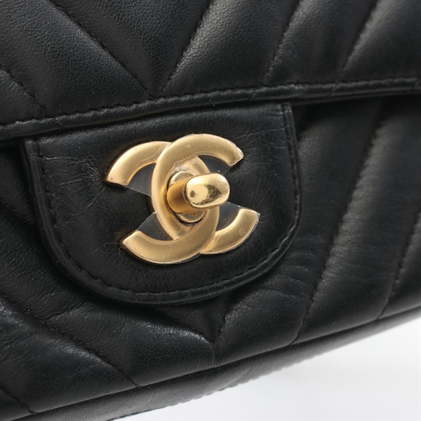 CHANEL シャネル ミニマトラッセ　Vステッチ　A69900 黒シェブロン シャネル(CHANEL)シャネル ミニマトラッセ20 シェブロン Vステッチ