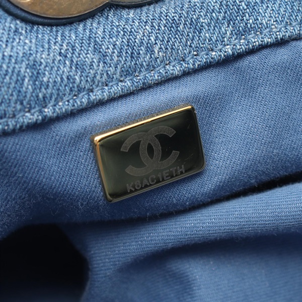 シャネル(CHANEL)シャネル マトラッセ マキシショッピング トート