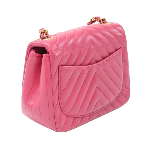 シャネル  ショルダーバッグ  シェブロン ショルダー   ピンク CHANEL（シャネル） Vステッチ チェーンショルダー 17cm シェブロン