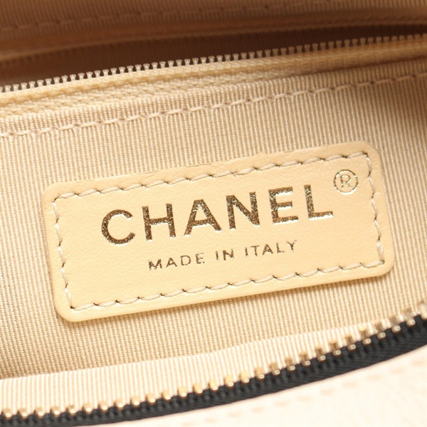 シャネル(CHANEL)シャネル マトラッセ ウエストバッグ ボディバッグ