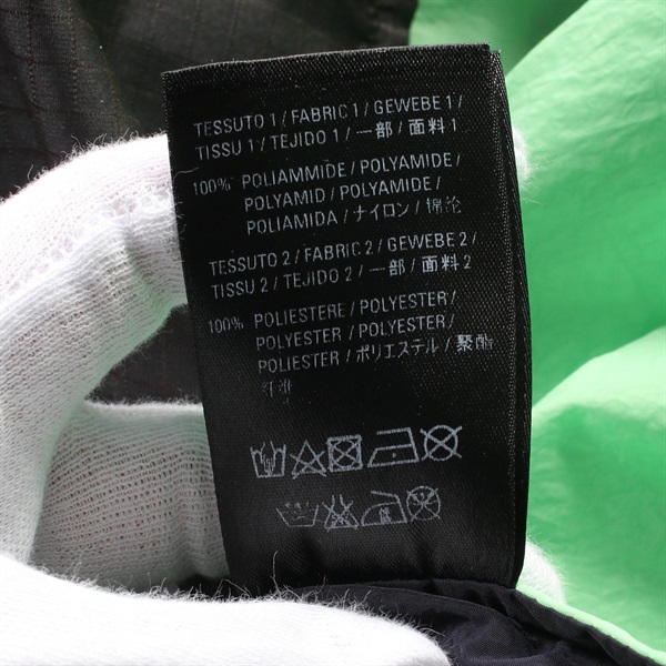 バレンシアガ(BALENCIAGA)バレンシアガ ナイロンジャケット 衣料品