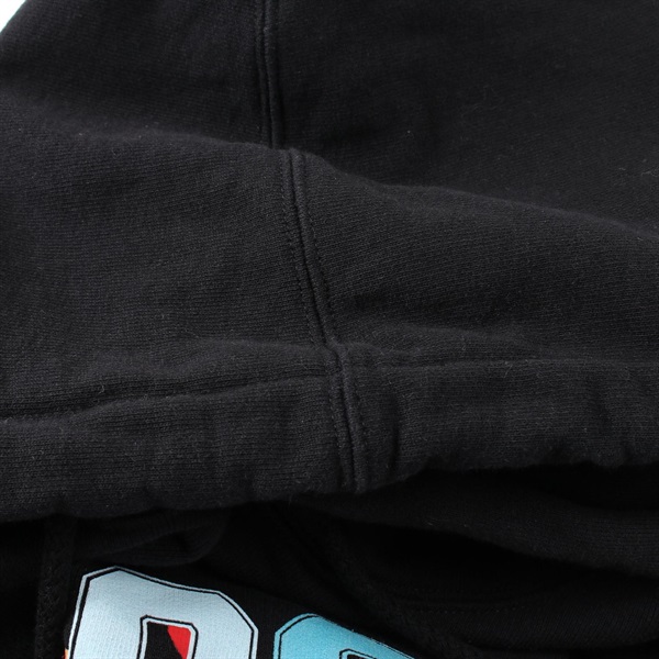 グッチ(GUCCI)グッチ パーカー 衣料品 トップス メンズ 700117