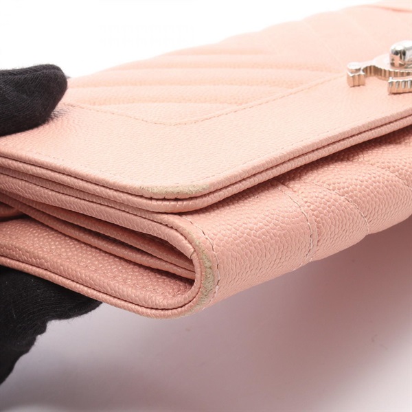 シャネル(CHANEL)シャネル シェブロン Vステッチ 二つ折り長財布