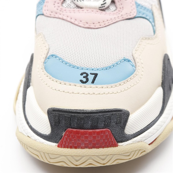 バレンシアガ(BALENCIAGA)バレンシアガ TRIPLE S トリプルS スニーカー