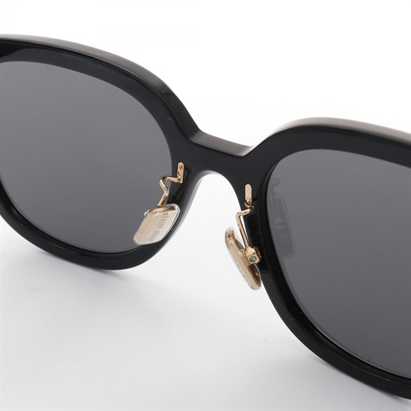 ミュウ ミュウ(Miu Miu)ミュウ ミュウ サングラス 衣料品