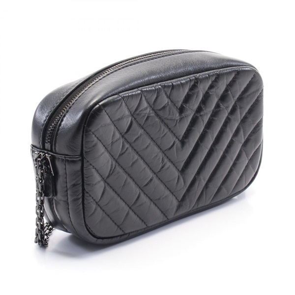シャネル(CHANEL)シャネル 2.55 シェブロン Vステッチ カメラバッグ