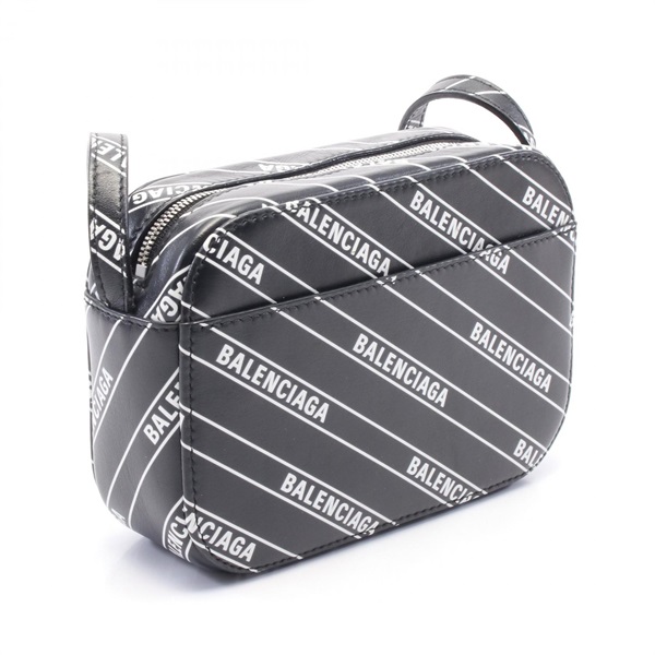 バレンシアガ(BALENCIAGA)バレンシアガ EVERYDAY エブリデイ カメラ