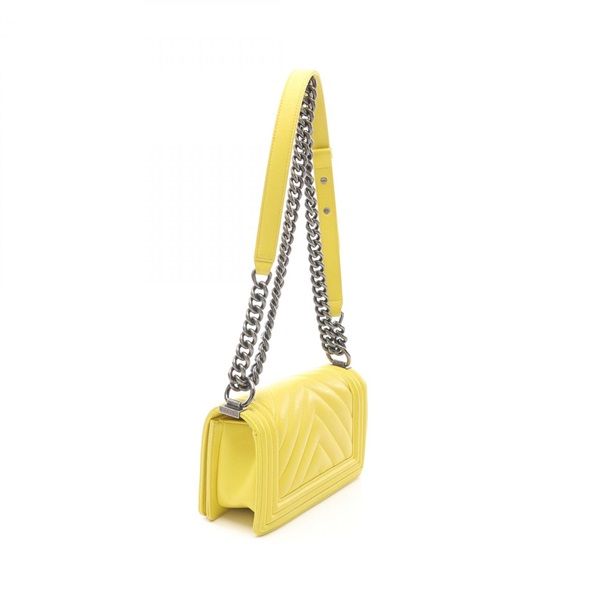 シャネル(CHANEL)シャネル ボーイシャネル スモール シェブロン V 