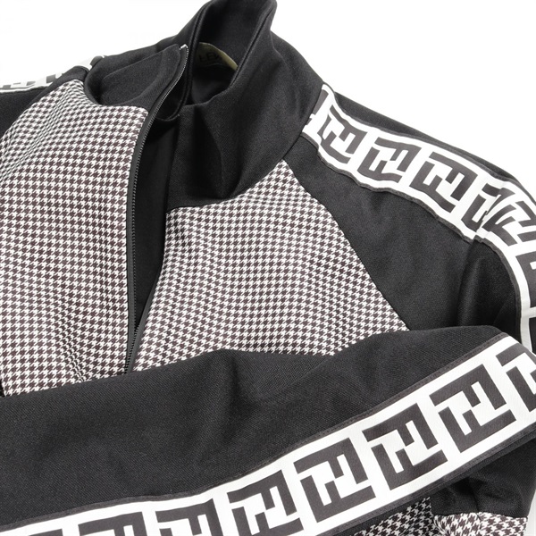 フェンディ(FENDI)フェンディ FF柄 その他ジャケット 衣料品 アウター