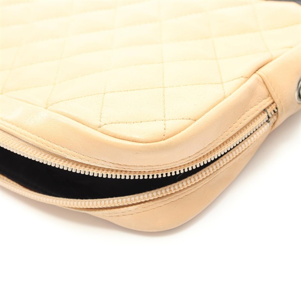 シャネル(CHANEL)シャネル カンボンライン ラージポシェット