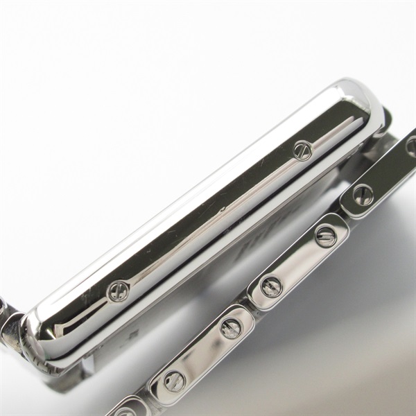 白黒写真 1955年 カルティエ 白黒写真 1955年 カルティエ カルティエ、時代とともに進化するモデル