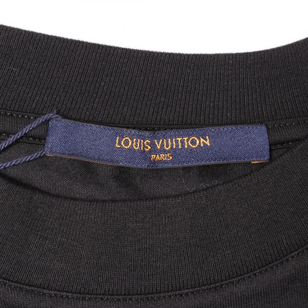 【新品タグ付き】 ルイヴィトン Tシャツ ブラック RM221M NPG 新品タグ付き】 ルイヴィトン Tシャツ ブラック RM221M NPG - メルカリ