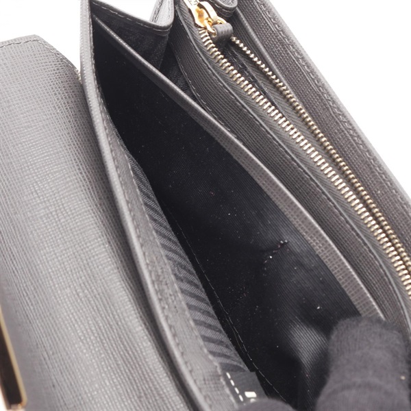 フェンディ(FENDI)フェンディ トゥージュール 二つ折り長財布 財布