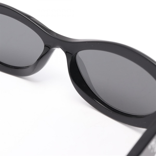 メ*1様 PRADA ブラック サングラス【新品・本物・送料無料】777円開始オ 中古・古着通販】PRADA (プラダ) サングラス サイズ:54▢18