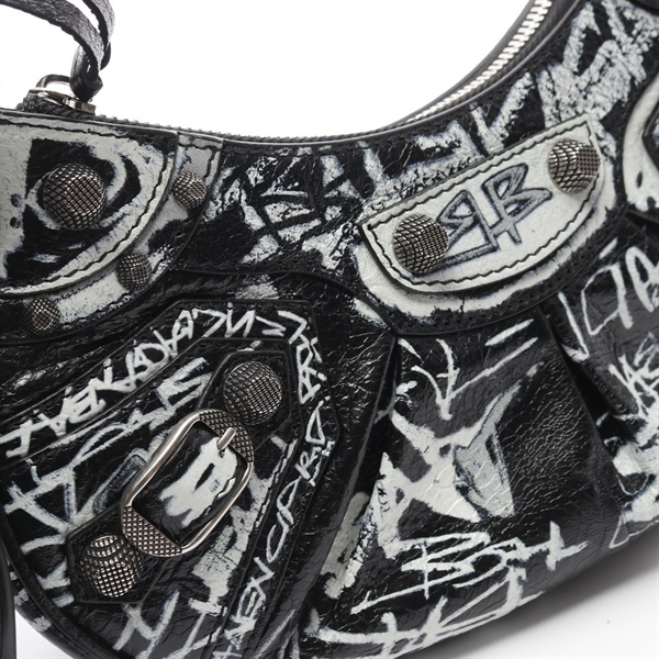 バレンシアガ(BALENCIAGA)バレンシアガ LE CAGOLE ショルダーバッグ