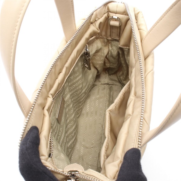 プラダ(PRADA)プラダ TESSUTO QUILTIN Re-Nylon パデッド トート