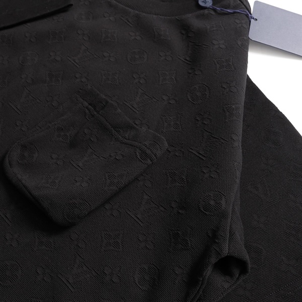 ルイ・ヴィトン(LOUIS VUITTON)ルイ・ヴィトン シグネチャー3Dポケット