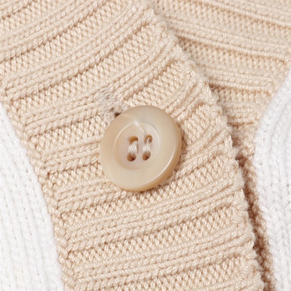 PRADA　ベージュ ボタン付き長袖カーディガン　２点セット　カシミア100% PRADA ベージュ ボタン付き長袖カーディガン 2点セット