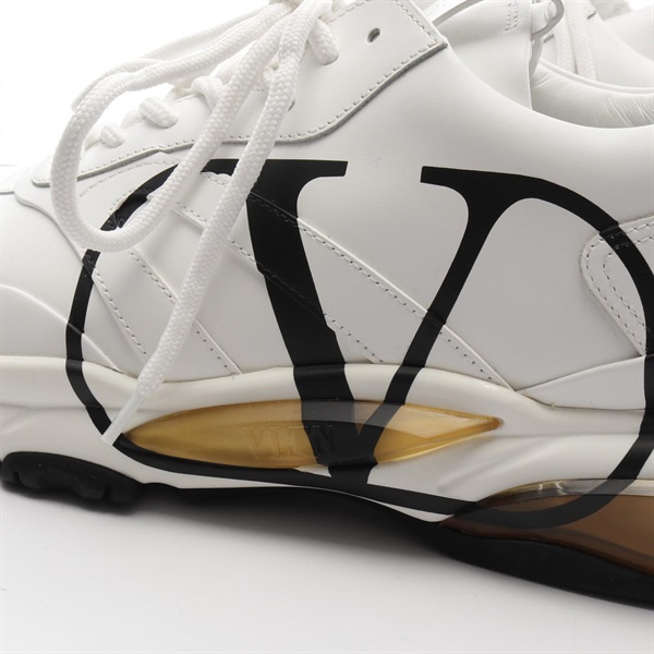 ヴァレンティノ・ガラヴァーニ(Valentino Garavani)ヴァレンティノ