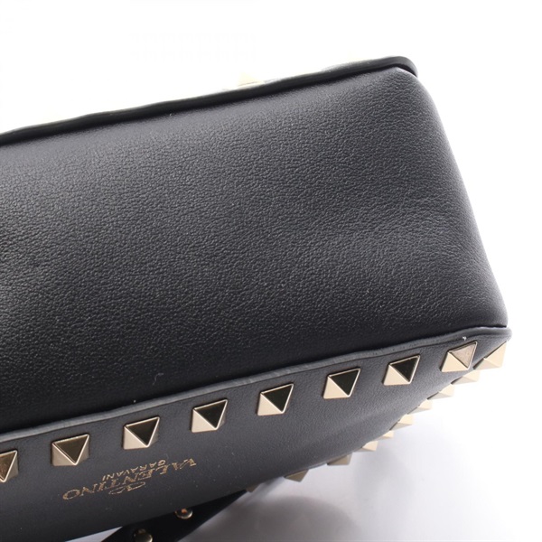 ヴァレンチノ(Valentino)ヴァレンチノ ロックスタッズ ショルダー