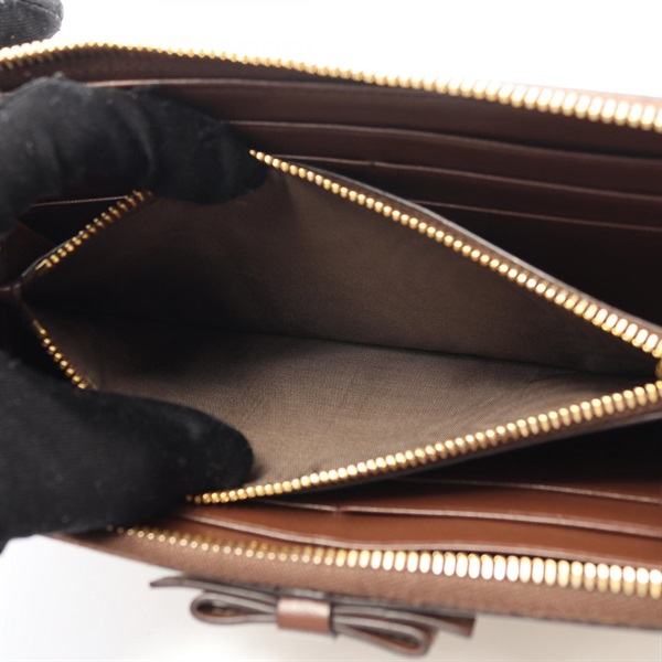 プラダ(PRADA)プラダ ロゴジャガード ラウンド長財布 財布 レディース