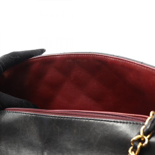 シャネル(CHANEL)シャネル マトラッセ ダイアナフラップ ショルダー