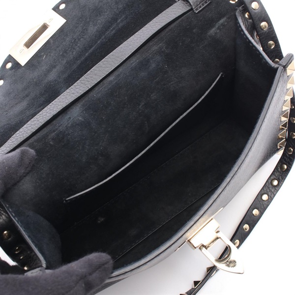 ヴァレンチノ(Valentino)ヴァレンチノ ロックスタッズ ショルダー