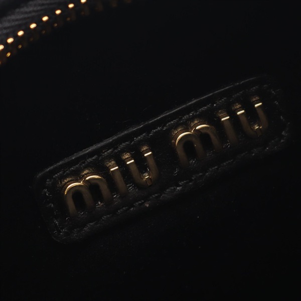 ミュウ ミュウ(Miu Miu)ミュウ ミュウ ワンダー マテラッセ ホーボー  