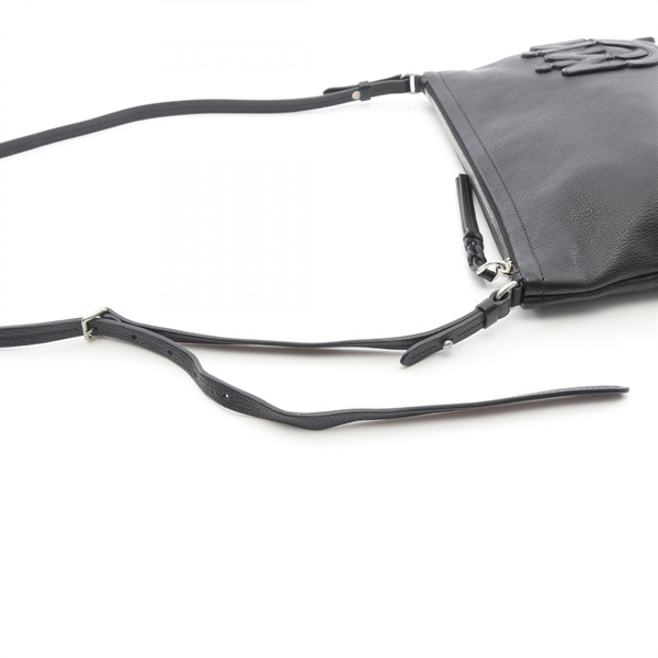 ミュウ ミュウ(Miu Miu)ミュウ ミュウ マドラス ショルダーバッグ