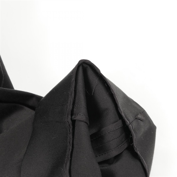 新品未使用　バーバリー　ノーカラージャケット 　黒　サイズ38　綿67％ 01_001.jpg