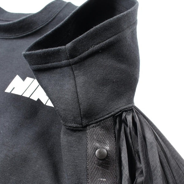ナイキ(NIKE)ナイキ NIKE × SACAI カットソー 衣料品 トップス