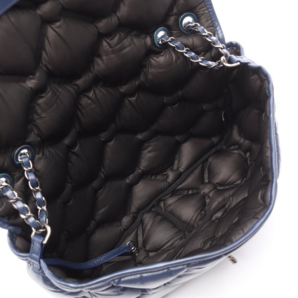 未使用級 シャネル ラムスキン バブルキルト ショルダーバッグ メタリックブルー 未使用級 シャネル ラムスキン バブルキルト ショルダーバッグ