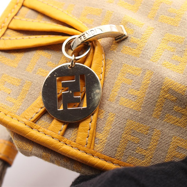 フェンディ(FENDI)フェンディ ズッキーノ ショルダーバッグ バッグ