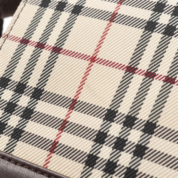 バーバリー　Burberry ショルダーバッグ　ノバチェック　スクエアバッグ バーバリー(BURBERRY)バーバリー ノバチェック ショルダーバッグ
