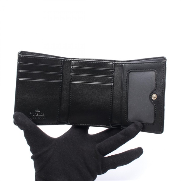 ヴィヴィアンウエストウッド(Vivienne Westwood)ヴィヴィアンウエスト