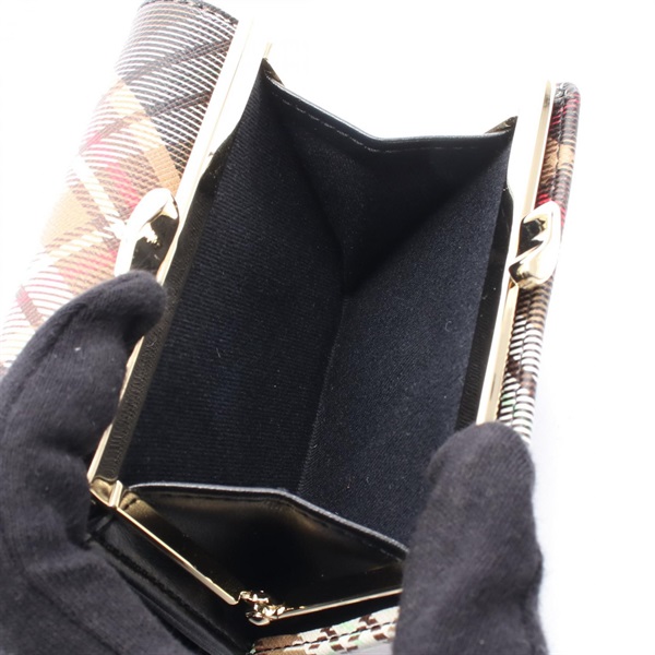 ヴィヴィアンウエストウッド(Vivienne Westwood)ヴィヴィアン