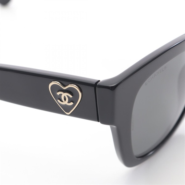 シャネル(CHANEL)シャネル ココマーク ハート サングラス 衣料品