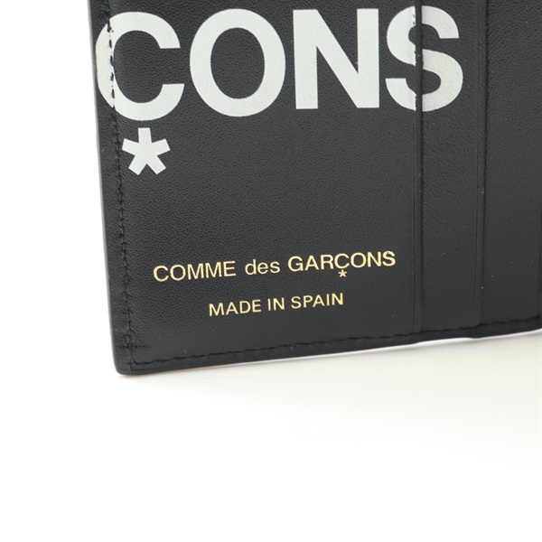 コムデギャルソン(COMME des GARCONS)コムデギャルソン 二つ折り財布