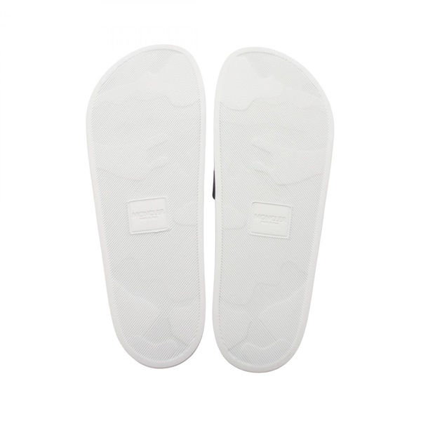 新品 MONCLER BASILEサンダル ホワイト モンクレール(MONCLER)モンクレール BASILE シャワーサンダル サンダル