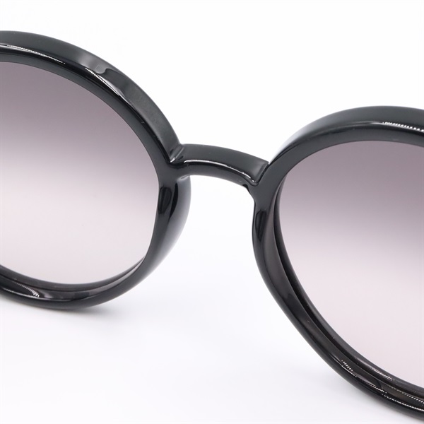 GUCCI グッチ サングラス GG1067S-001 Black